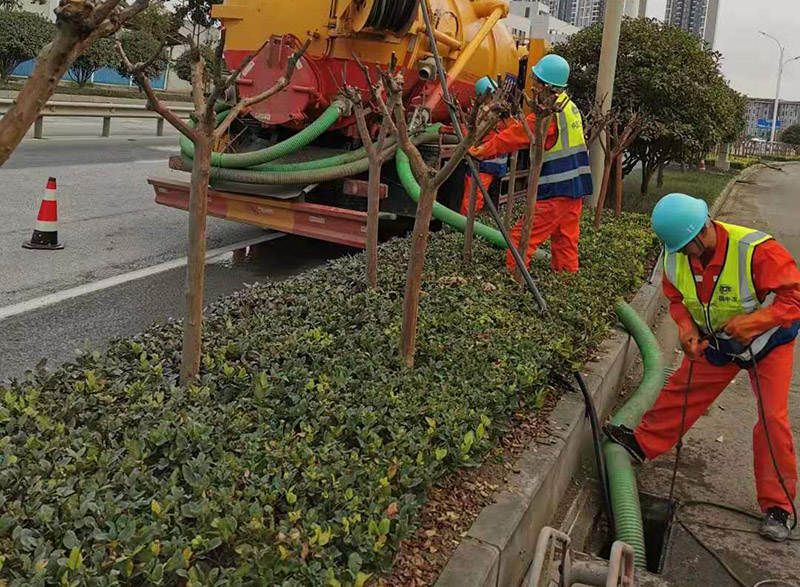 屯城镇市政管道清淤